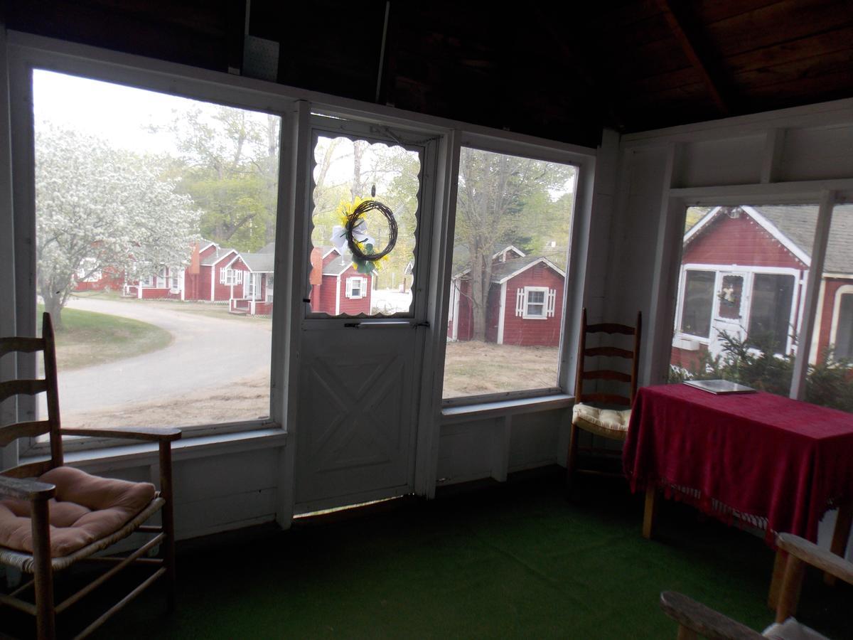 Old Red Inn & Cottages Норд Конуей Екстериор снимка